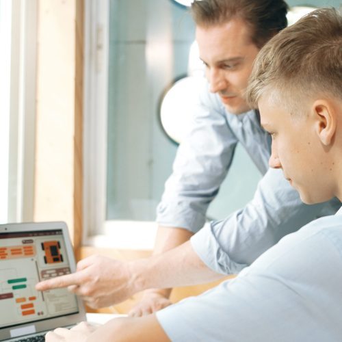 student-present-coding-program-car-model-skilled-teacher-edification-scaled-qxq1p9lmmgv0snm0cw9ug1b9ns7fkvoqiujzzcoo7c